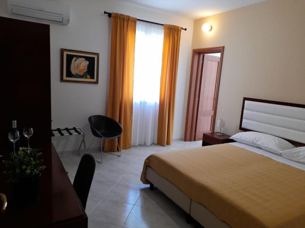 Siracusa Breakfast & Rooms 锡拉库扎 外观 照片