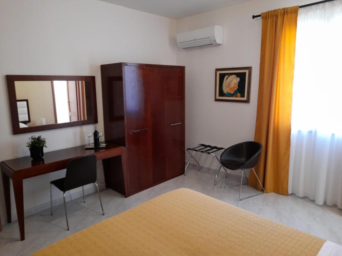 Siracusa Breakfast & Rooms 锡拉库扎 外观 照片
